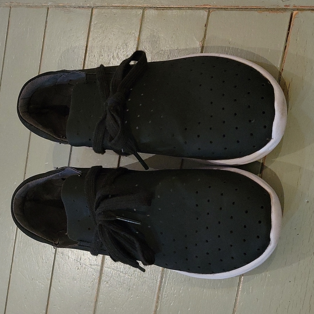 Womens sneakers
